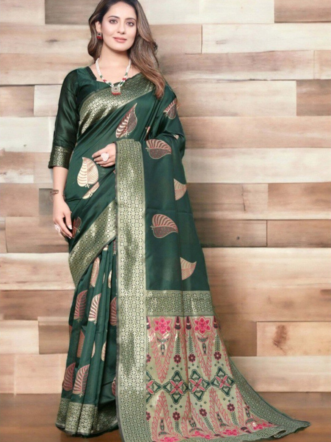 

Flosive Ethnic Woven Design Zari Art Silk Banarasi Saree, Green