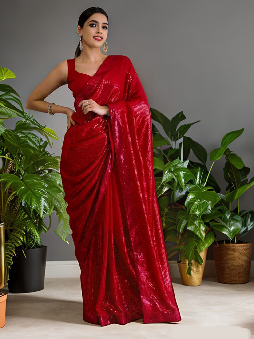 

MADHUR HAND WORK ART Sequinned Embellished Saree, Red