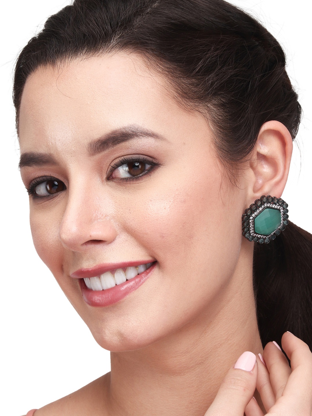 

Anvik Contemporary Studs Earrings, Silver