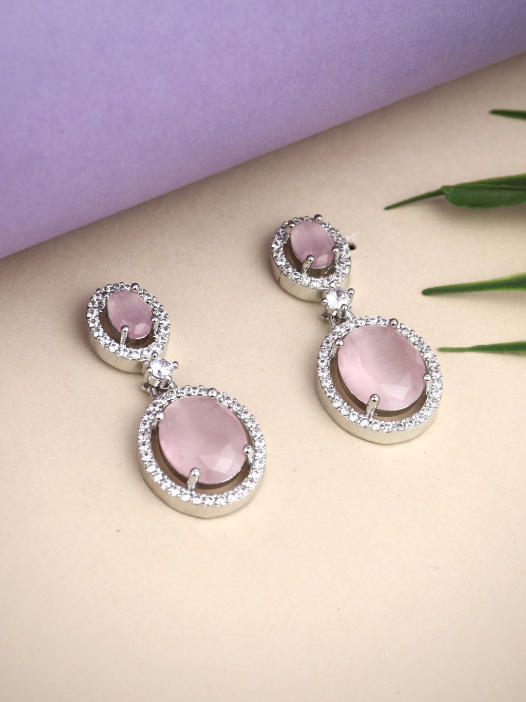 

Anvik Contemporary Studs Earrings, Pink