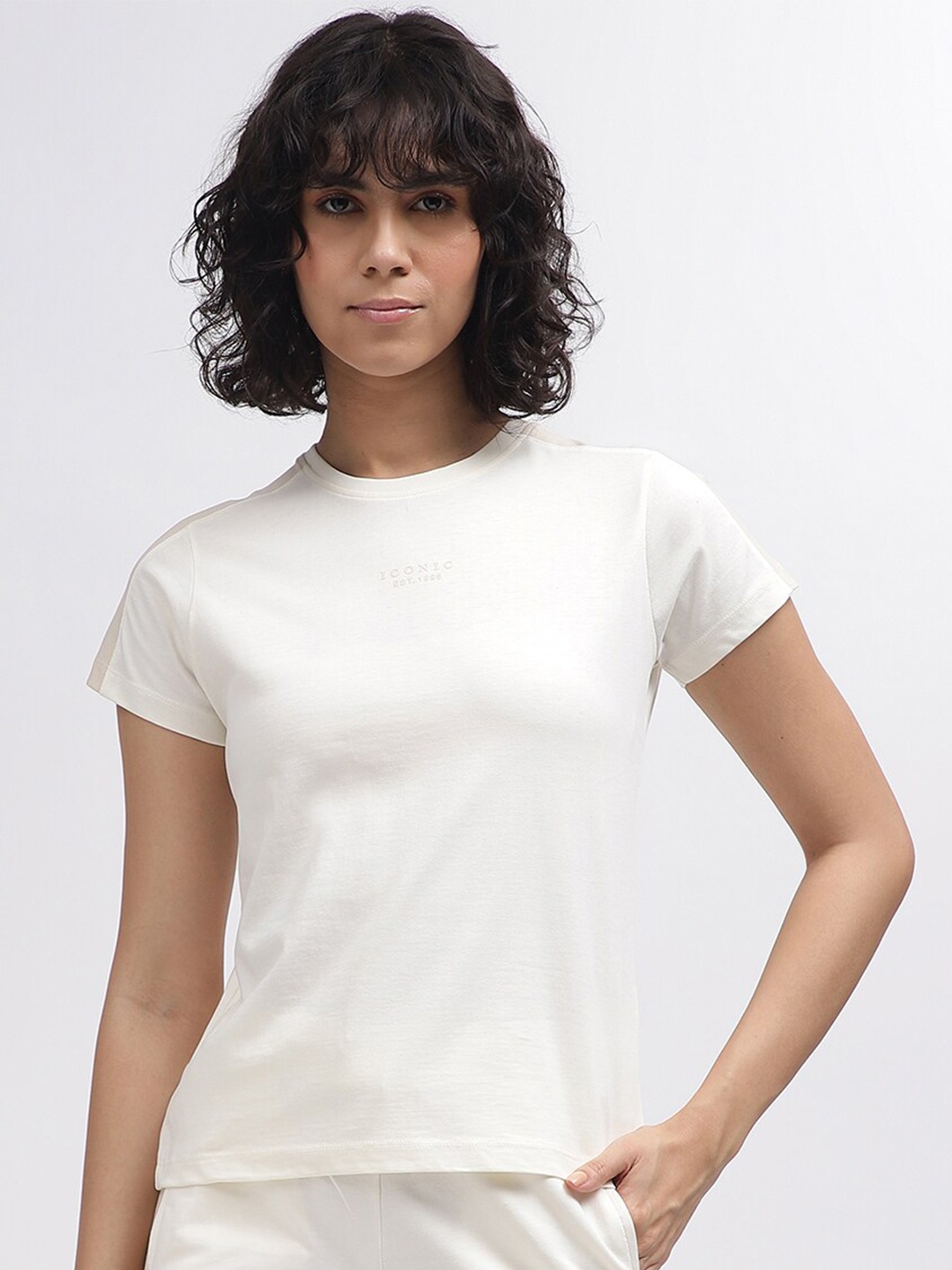 

Iconic Regular Fit Cotton T-shirt, White