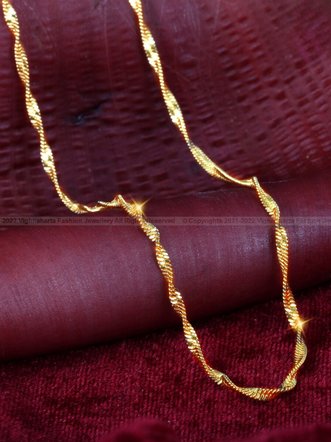 

Vighnaharta Brass Gold-Plated Chain
