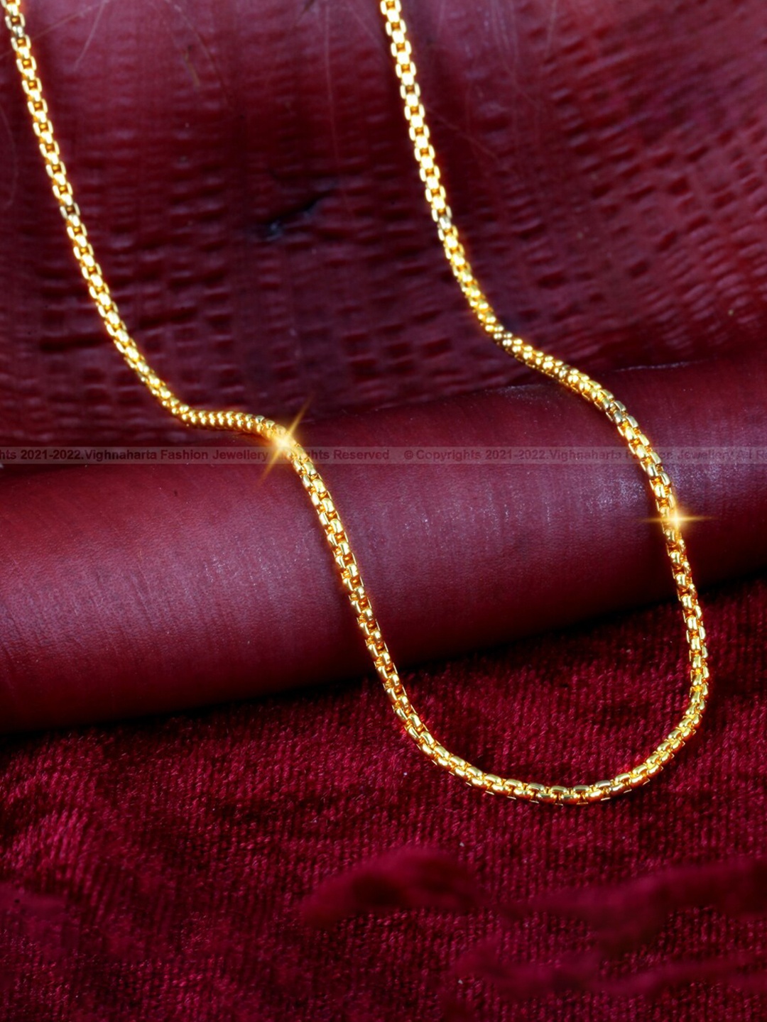 

Vighnaharta Brass Gold-Plated Chain