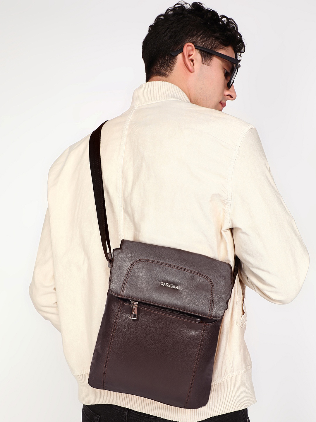 

Sassora Men Textured Leather Structured Messenger Bag, Brown