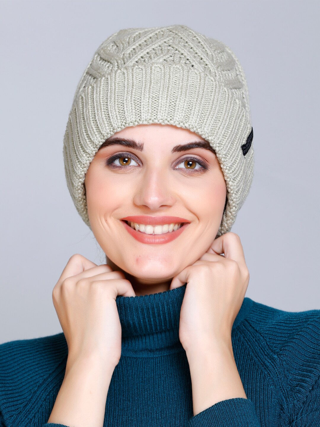

513 Women Self Design Acrylic Beanie, Green
