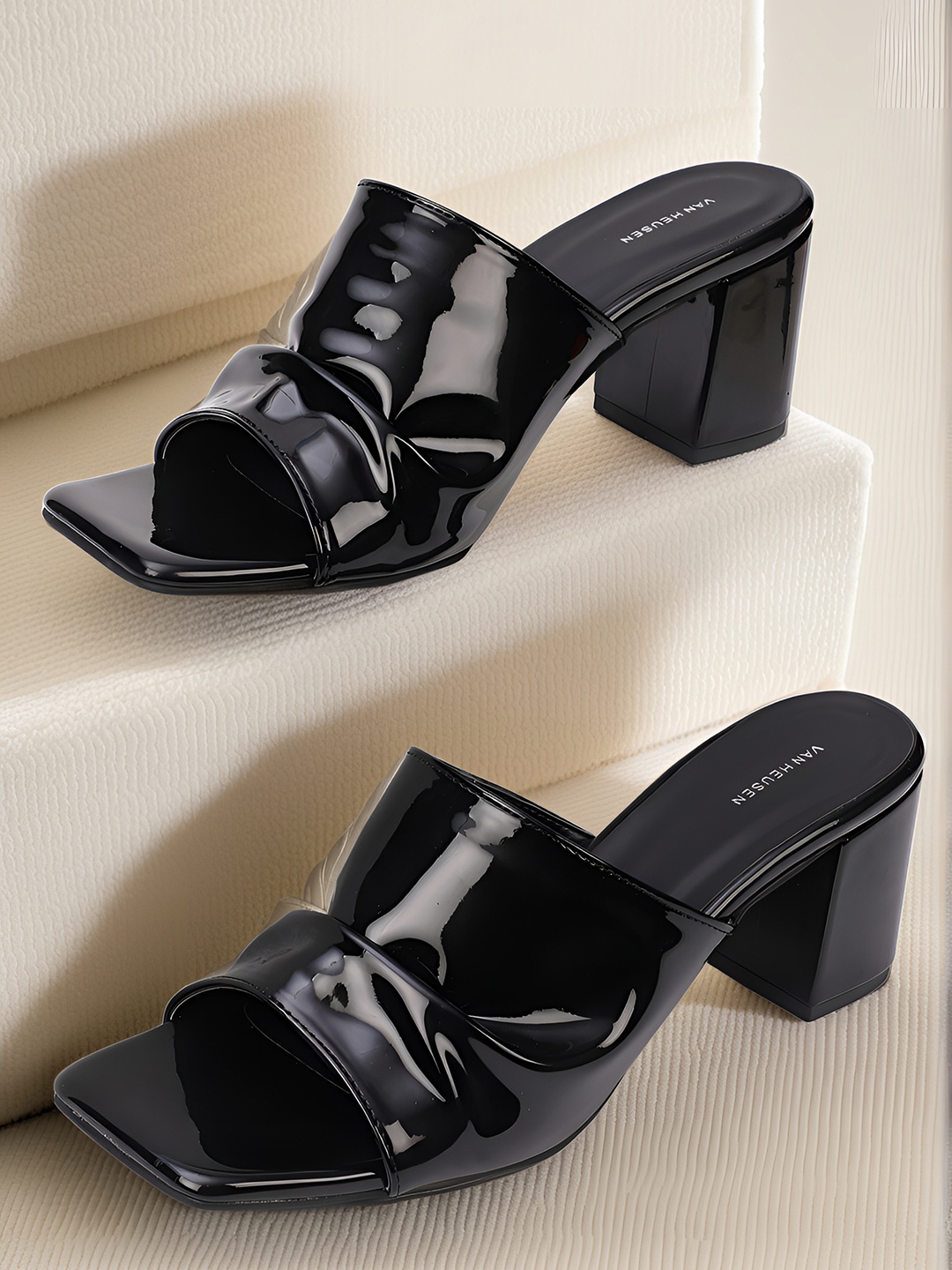 

Van Heusen Open Toe Block Heels, Black