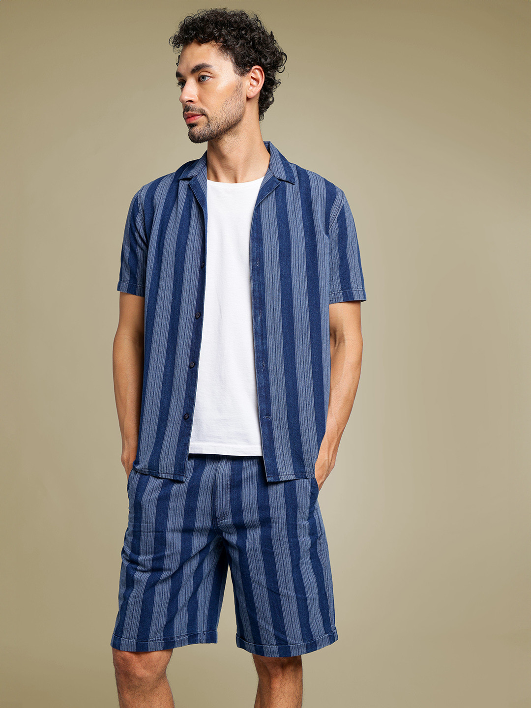

Iconic Striped Cuban Collar Resort Fit Shirt, Blue