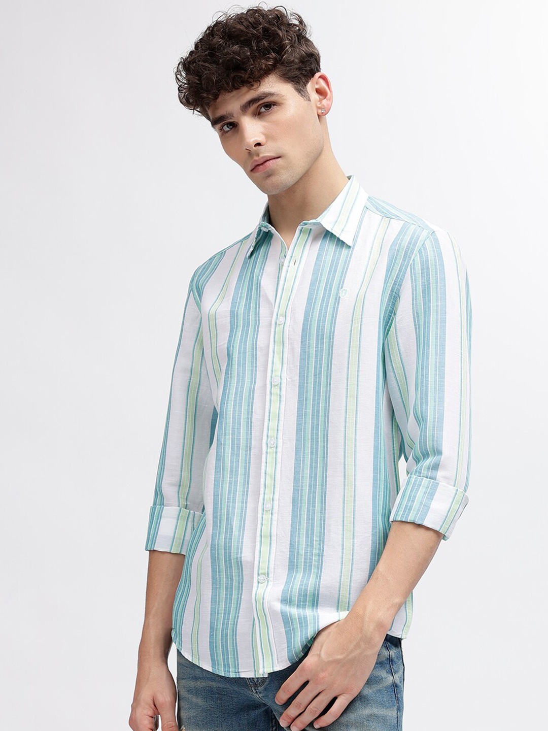 

Iconic Men Striped Regular Fit Linen Shirt, White
