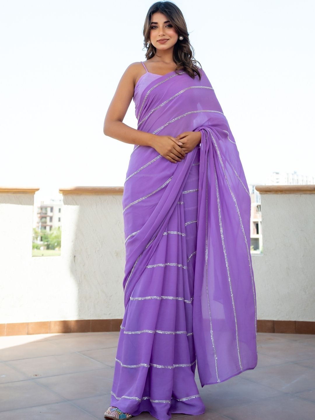 

HOUSE OF JAMOTI Embellished Saree, Purple