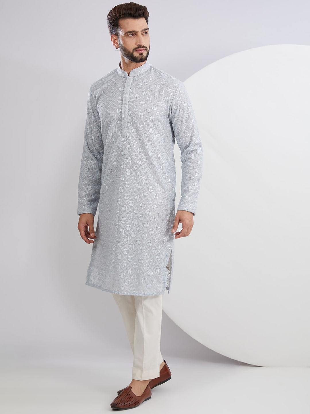 

KASBAH CLOTHING NISHCHAIY SAJDEH Men Chikankari Georgette Kurta, Blue