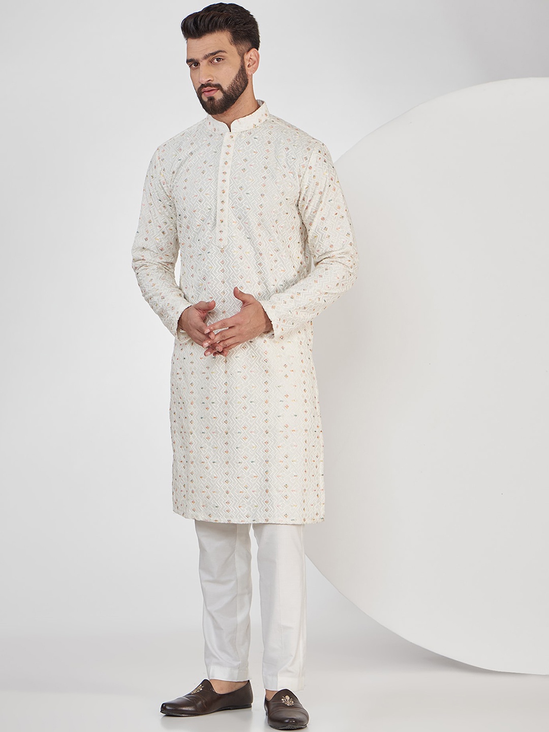 

KASBAH CLOTHING NISHCHAIY SAJDEH Men Ethnic Motifs Mirror Work Kurta, White