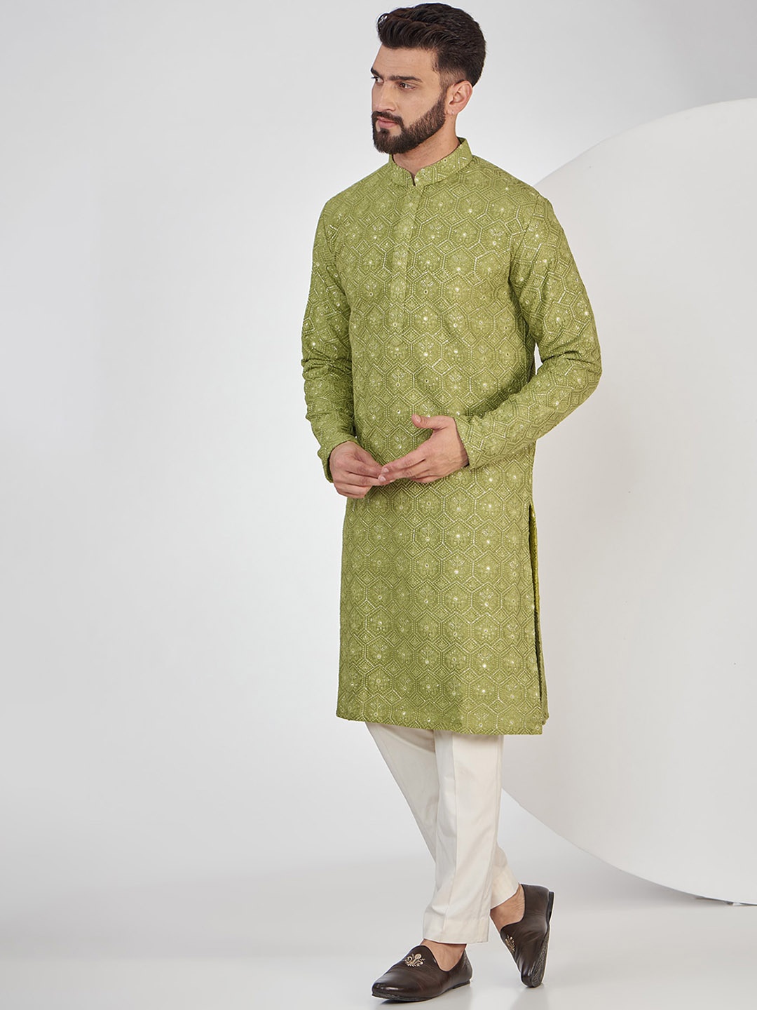 

KASBAH CLOTHING NISHCHAIY SAJDEH Men Thread Work Kurta, Green