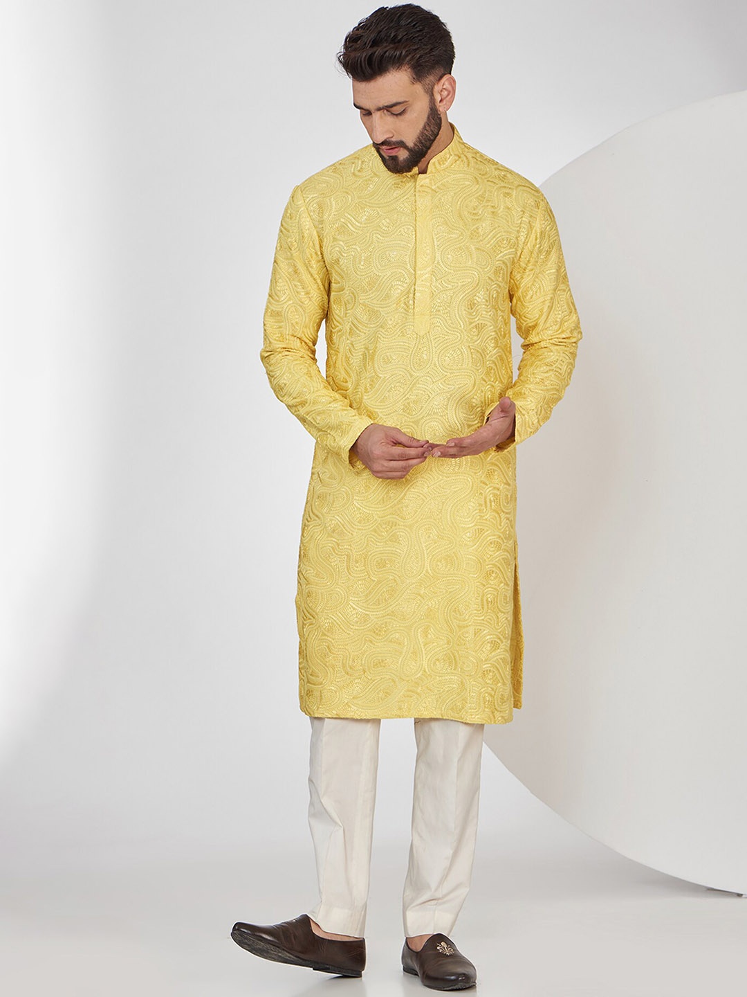 

KASBAH CLOTHING NISHCHAIY SAJDEH Men Thread Work Kurta, Yellow