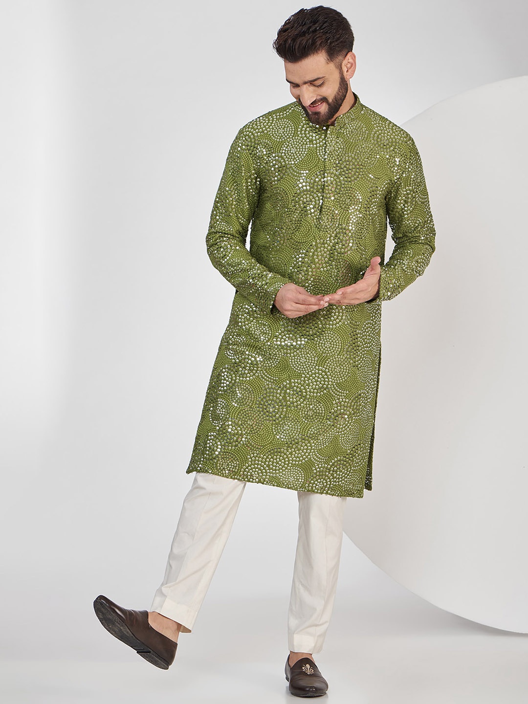 

KASBAH CLOTHING NISHCHAIY SAJDEH Men Ethnic Motifs Thread Work Kurta, Green