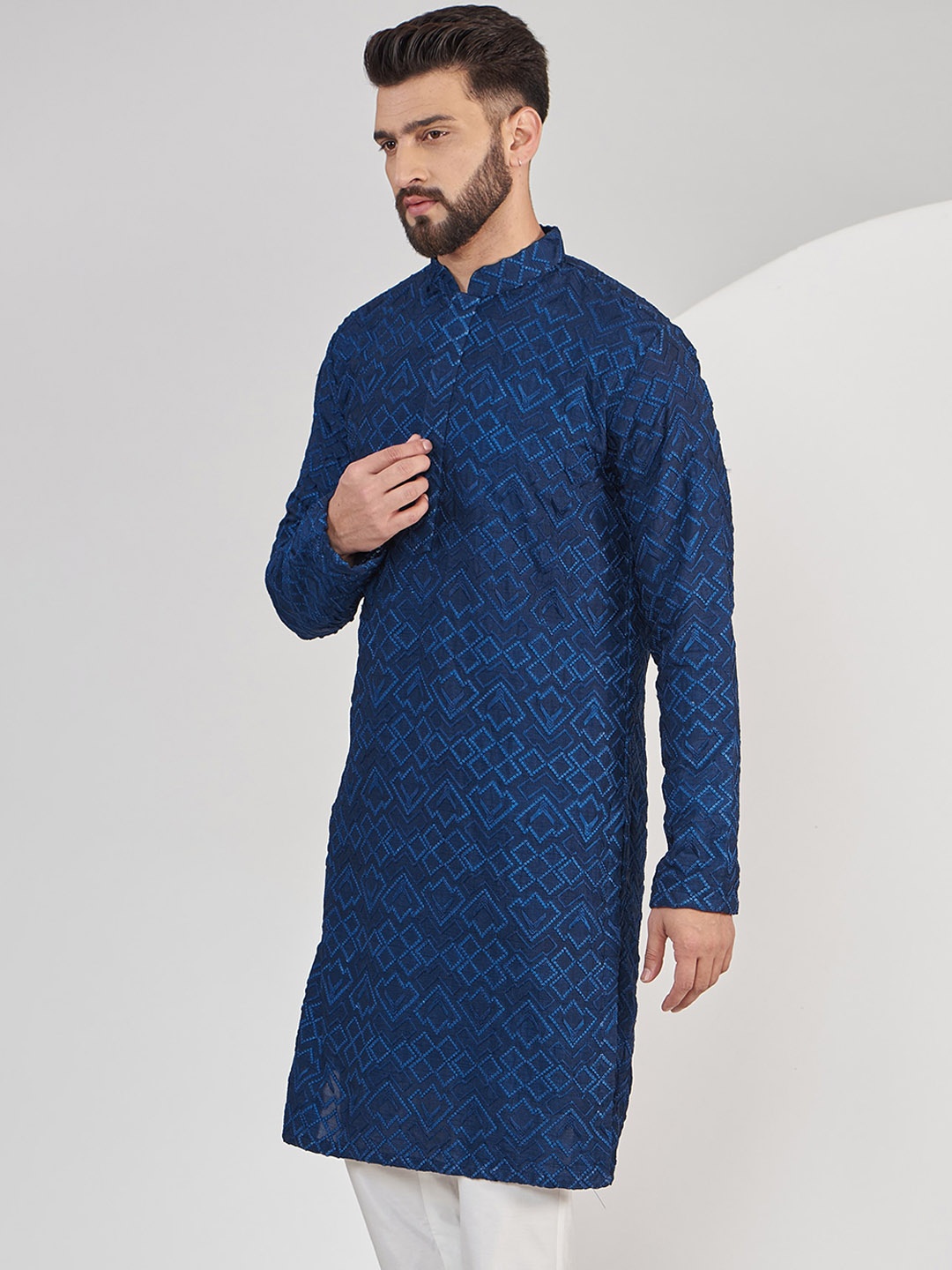 

KASBAH CLOTHING NISHCHAIY SAJDEH Men Thread Work Kurta, Blue