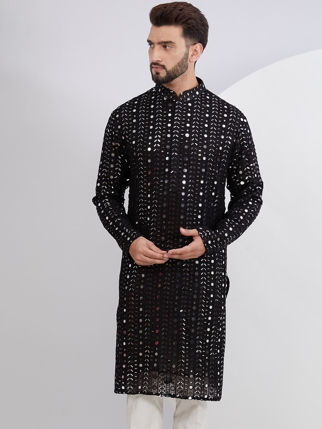 

KASBAH CLOTHING NISHCHAIY SAJDEH Men Geometric Thread Work Georgette Kurta, Black