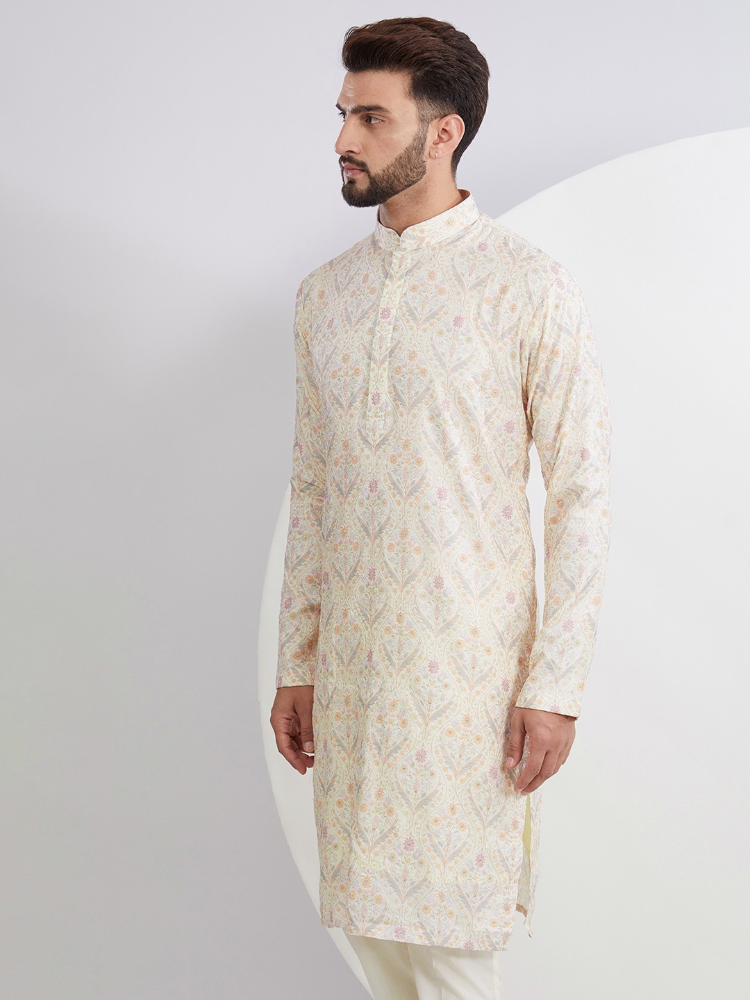 

KASBAH CLOTHING NISHCHAIY SAJDEH Men Floral Embroidered Georgette Kurta, Cream