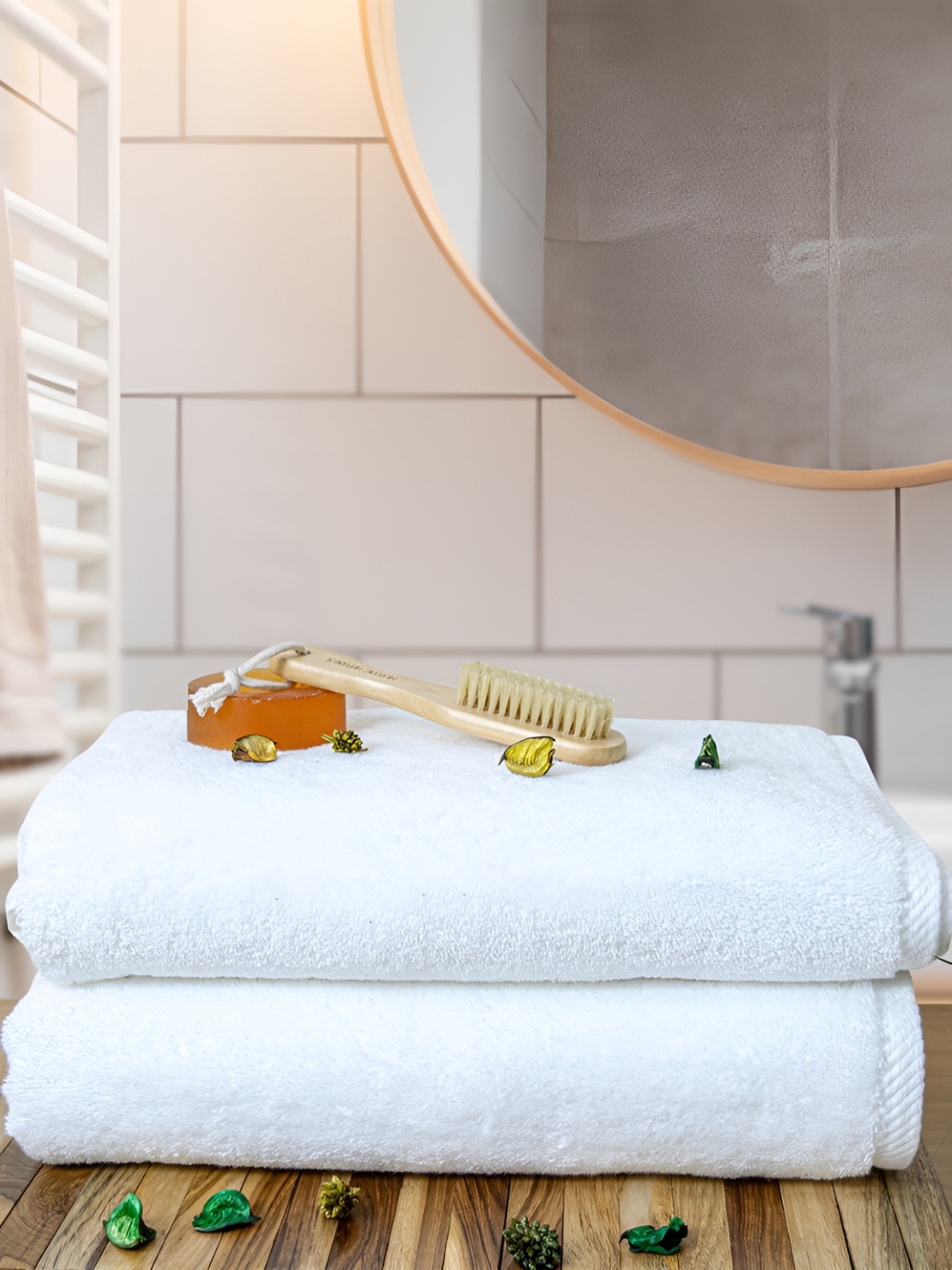 

Aura White 2 Pieces Organic Cotton 670 GSM Bath Towel
