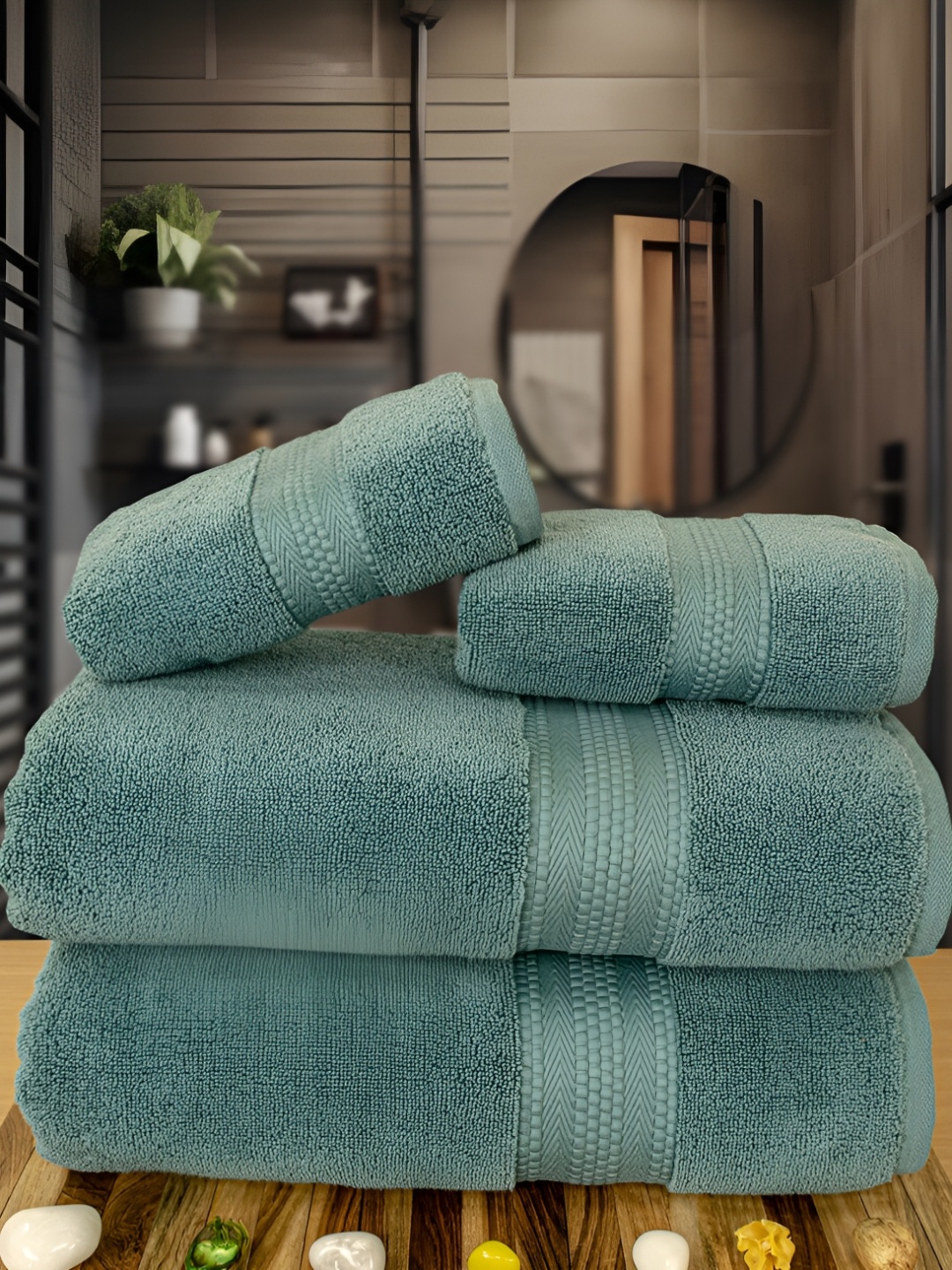 

RANGOLI Green 4 Pieces Pure Cotton 625 GSM Towel Set