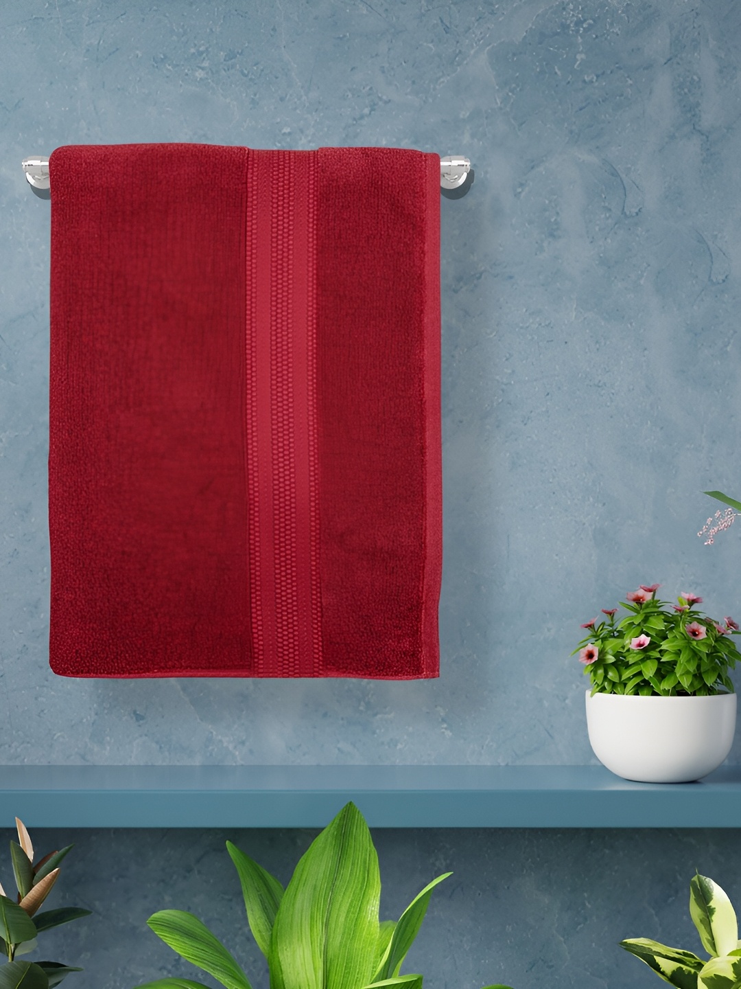 

RANGOLI Maroon Pure Cotton 625 GSM Bath Towel