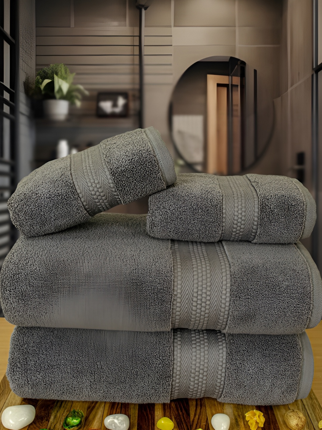 

RANGOLI Grey 4 Pieces Pure Cotton 625 GSM Towel Set