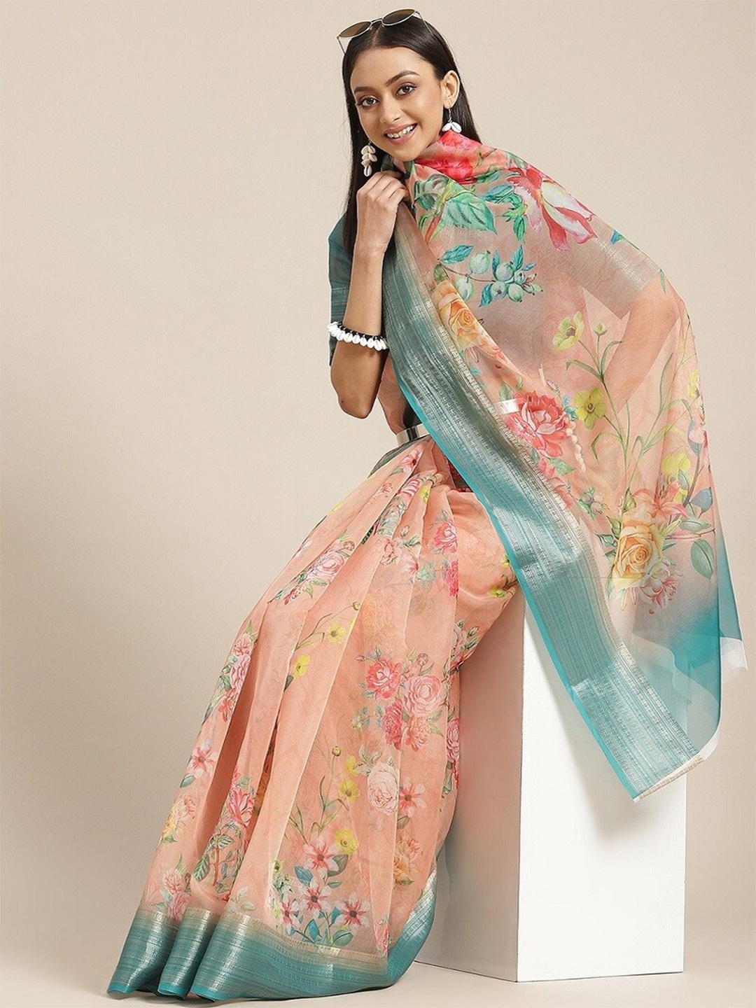 KALINI Floral Printed Zari Saree, Peach