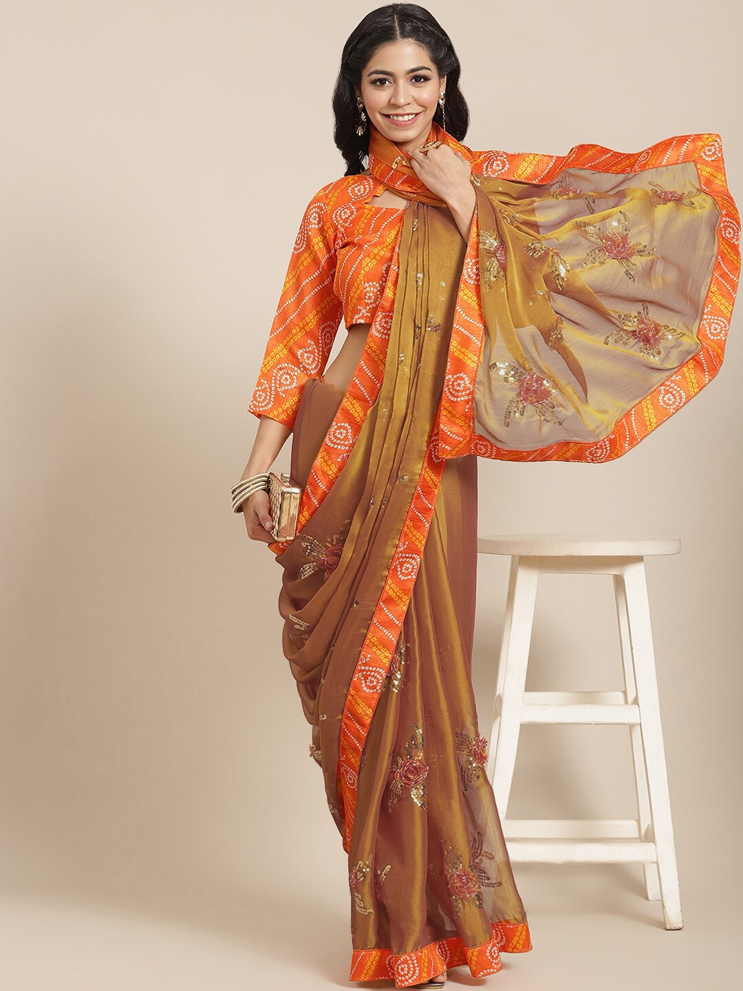 

KALINI Floral Sequinned Pure Chiffon Saree, Gold