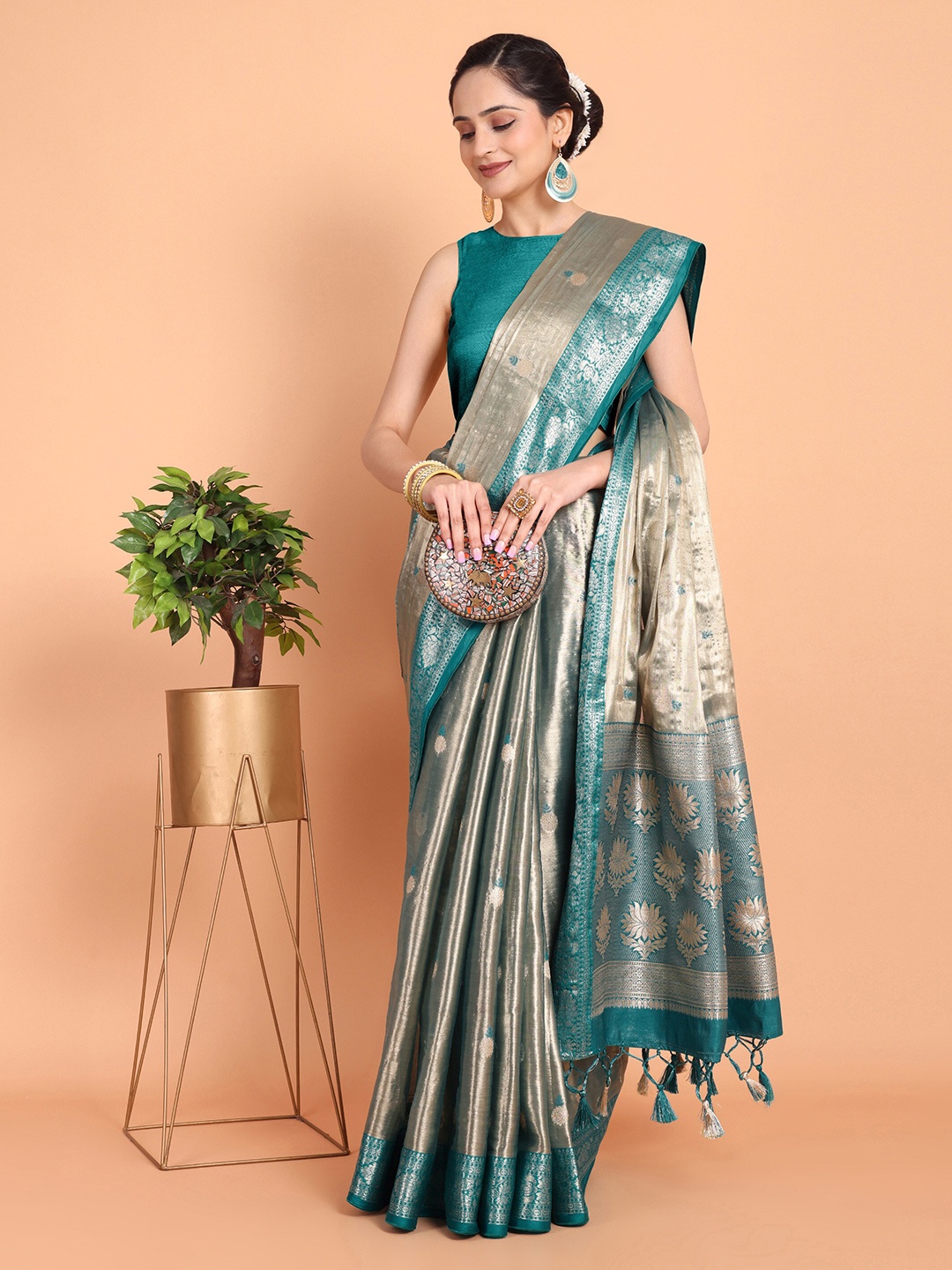 

KAZIA Woven Design Zari Banarasi Saree, Turquoise blue