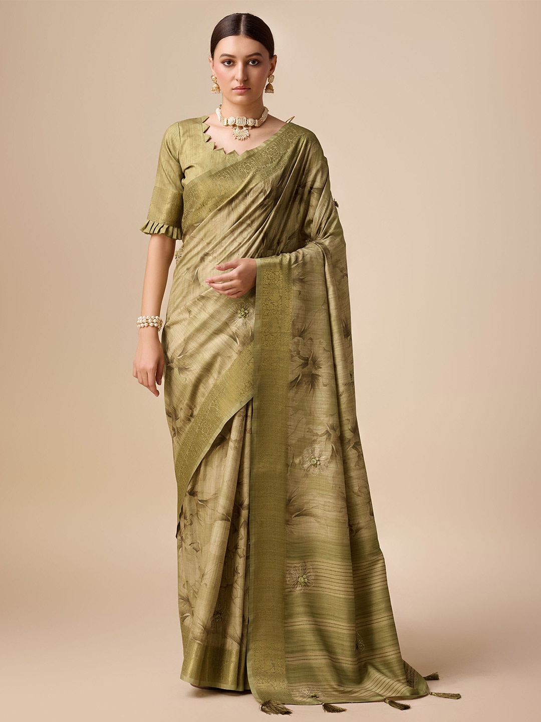 

Mitera Floral Zari Woven Design Pure Silk Saree with Tassels, Green