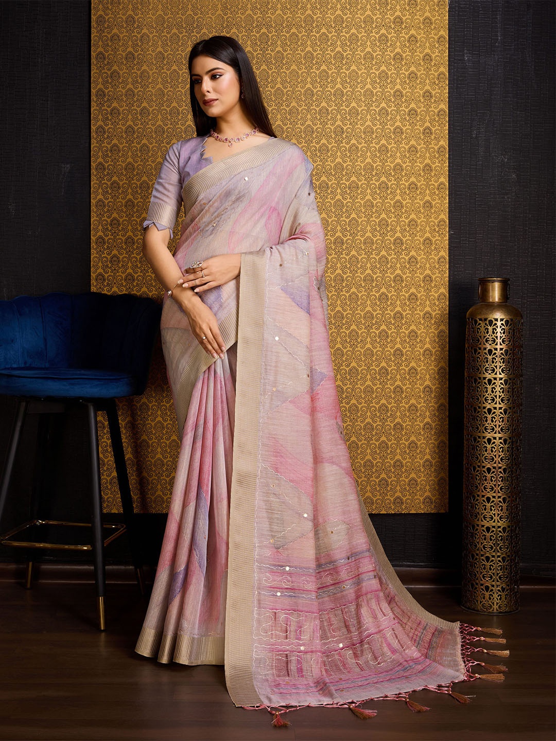

Mitera Floral Printed Organza Saree, Pink