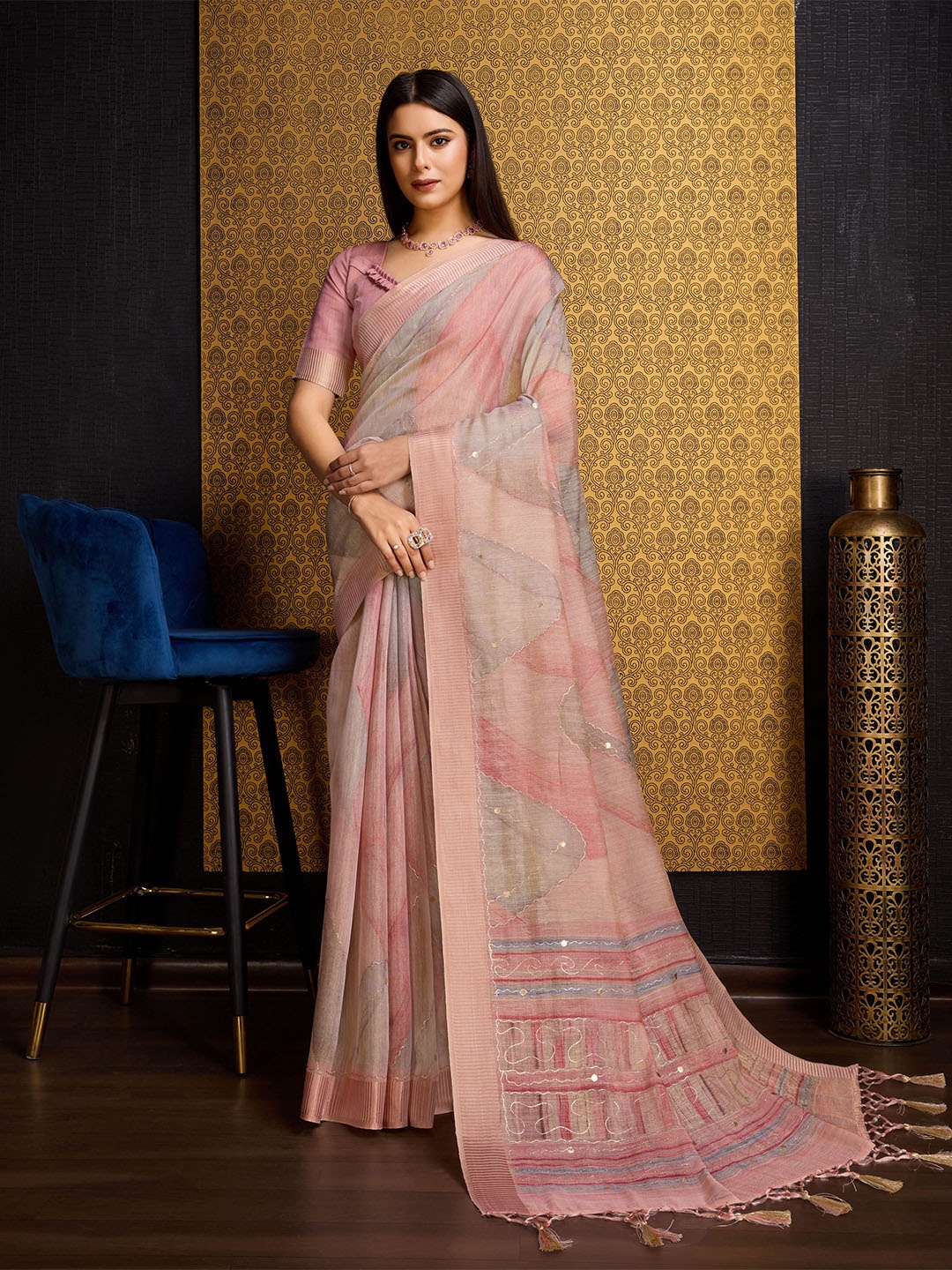 

Mitera Floral Zari Organza Saree, Pink