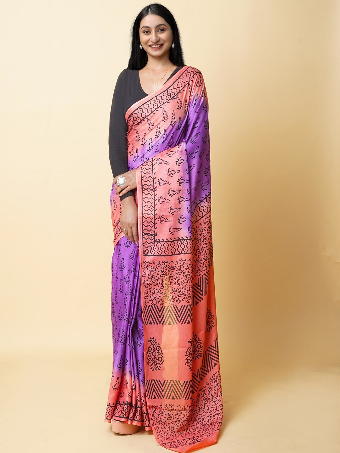 

Unnati Silks Ethnic Motifs Pure Cotton Handloom Block Print Saree, Purple