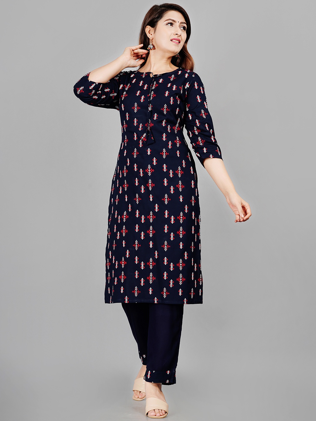 

SIPET Geometric Printed Straight Kurta With Trousers, Blue