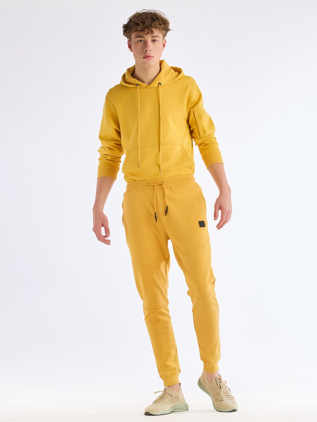 

Red Flame Full Sleeve Hoodie Sweat Shirt With Joggers Co-Ords, Yellow