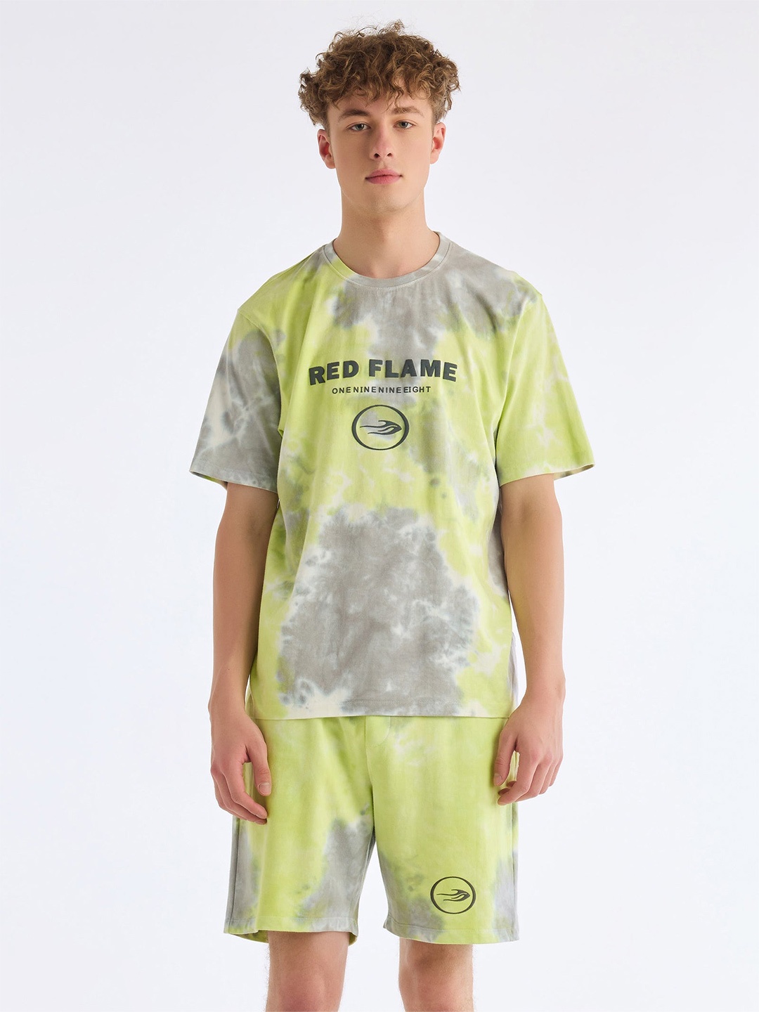 

Red Flame Dyed Pure Cotton T-shirt With Shorts, Lime green