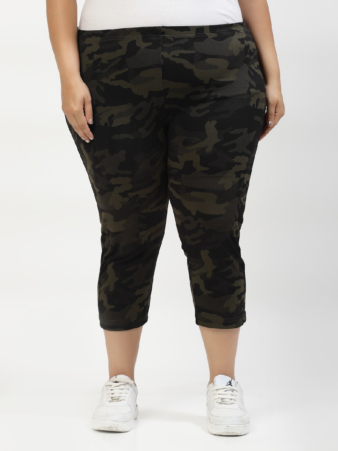 

plusS Women Brown Plus Size Printed Capris