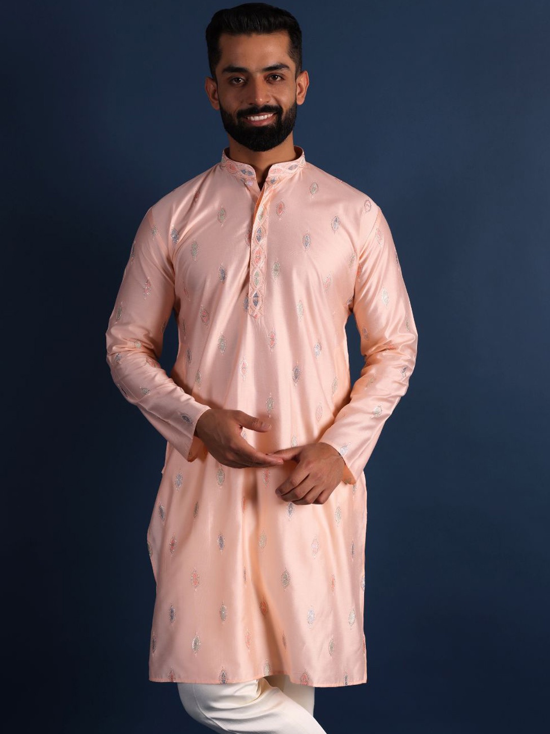 

Lightpole Men Thread Work Handloom Kurta, Peach