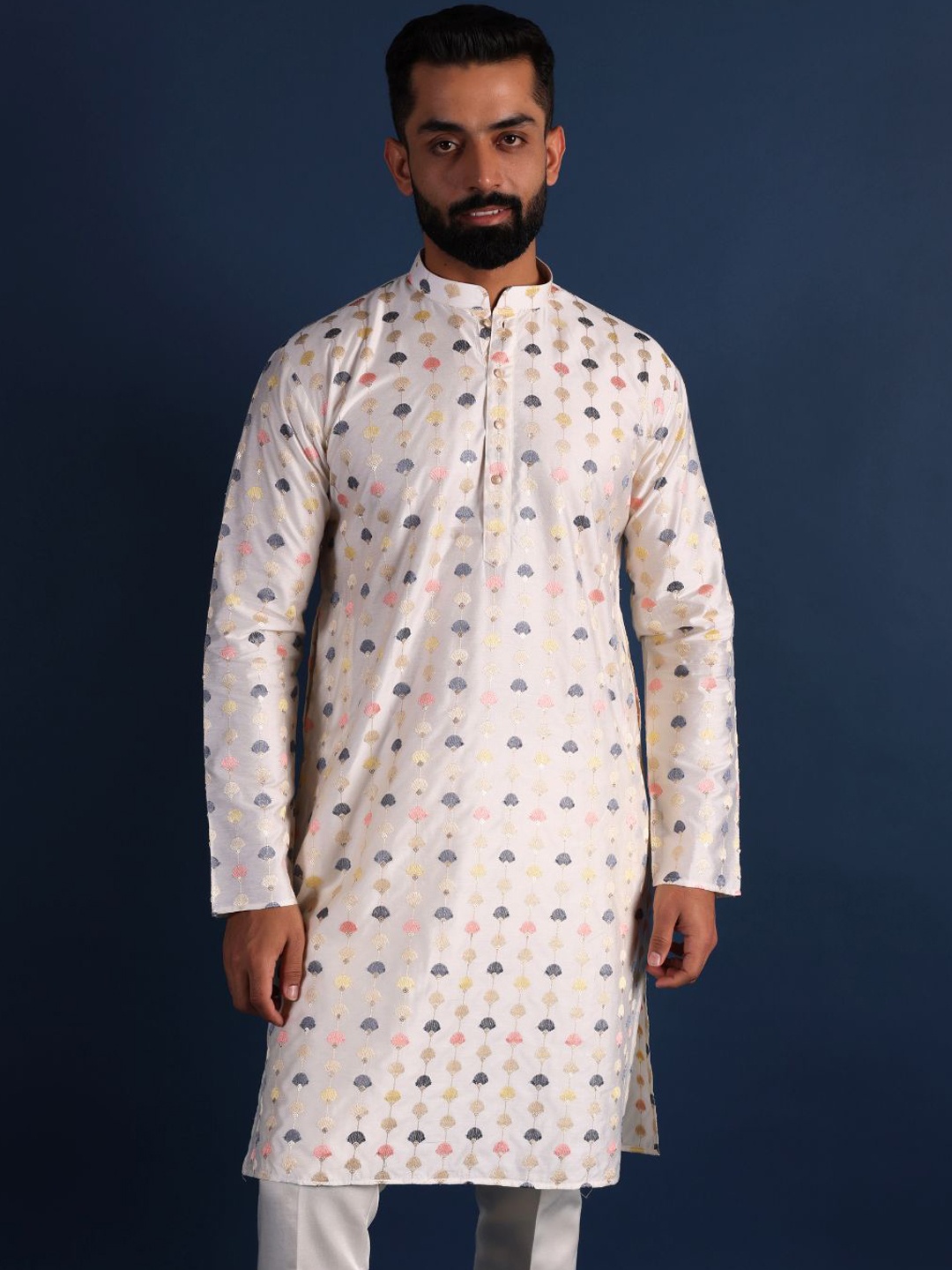 

Lightpole Men Quirky Thread Work Handloom Pathani Kurta, White