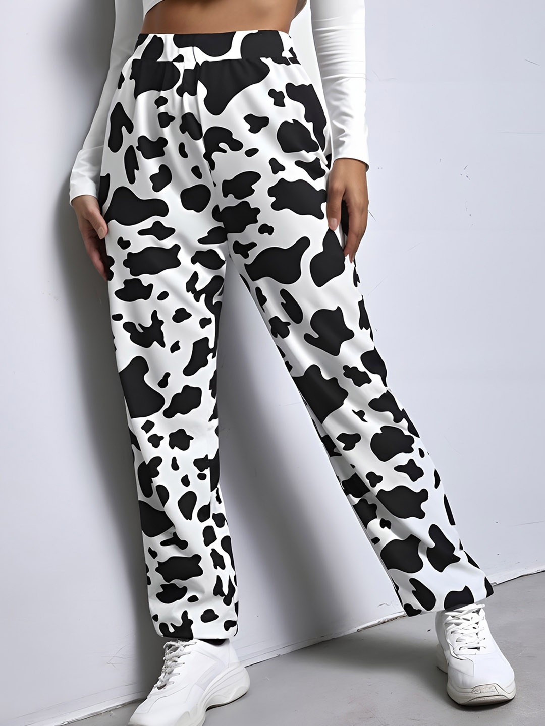 

BLACK SCISSOR Women Animal Printed Joggers Trousers