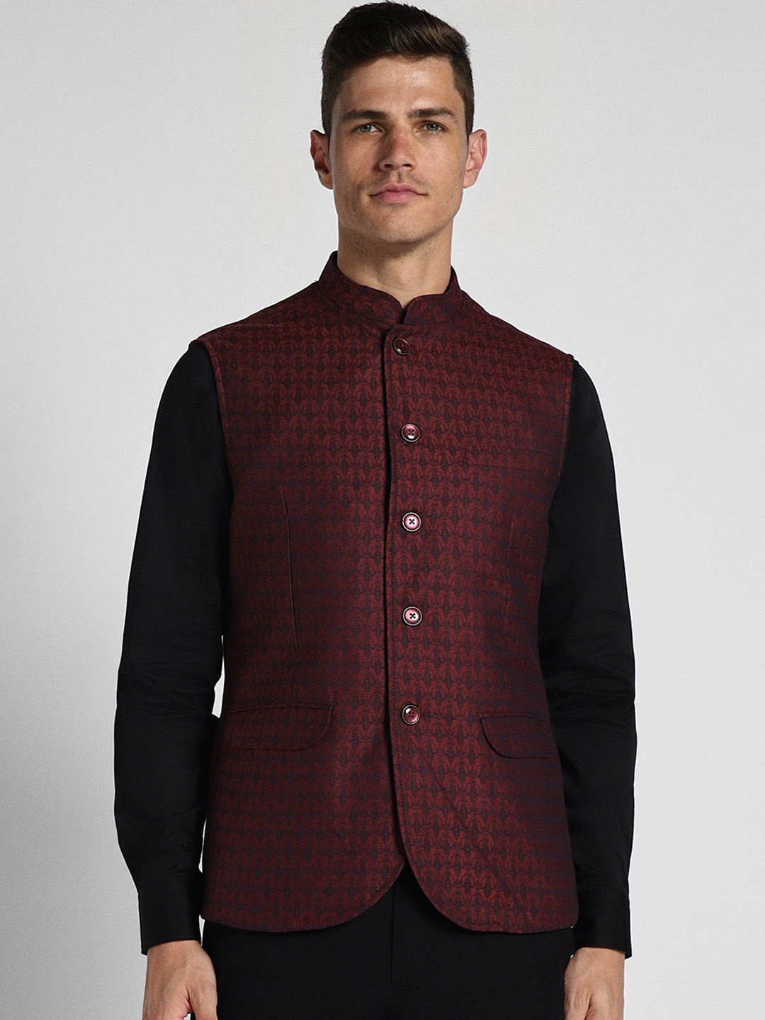 

Peter England Elite Printed Woven Nehru Jacket, Maroon