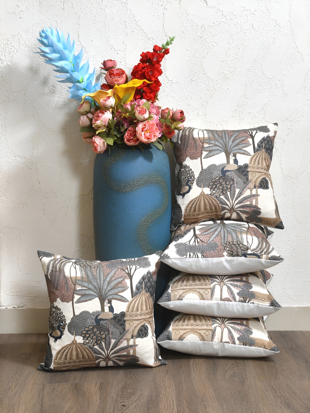 

Clasiko Grey & White 5 Pcs Floral Square Cushion Covers