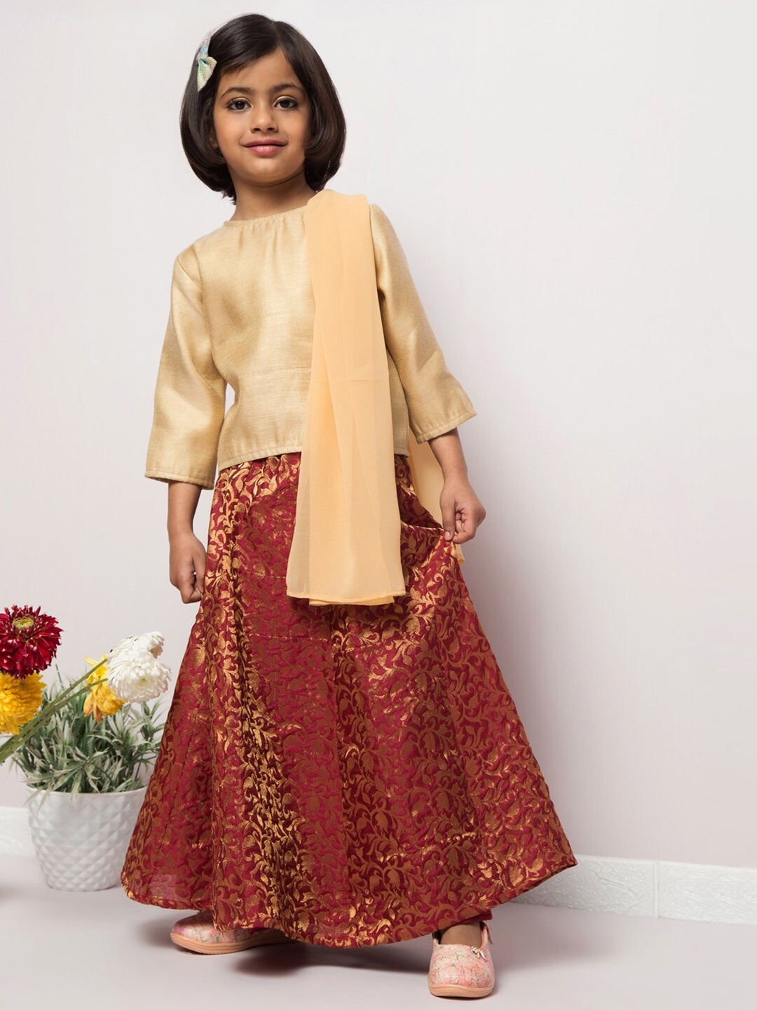 

MUSHKIYA Girls Round Neck Top with Skit & Dupatta, Maroon