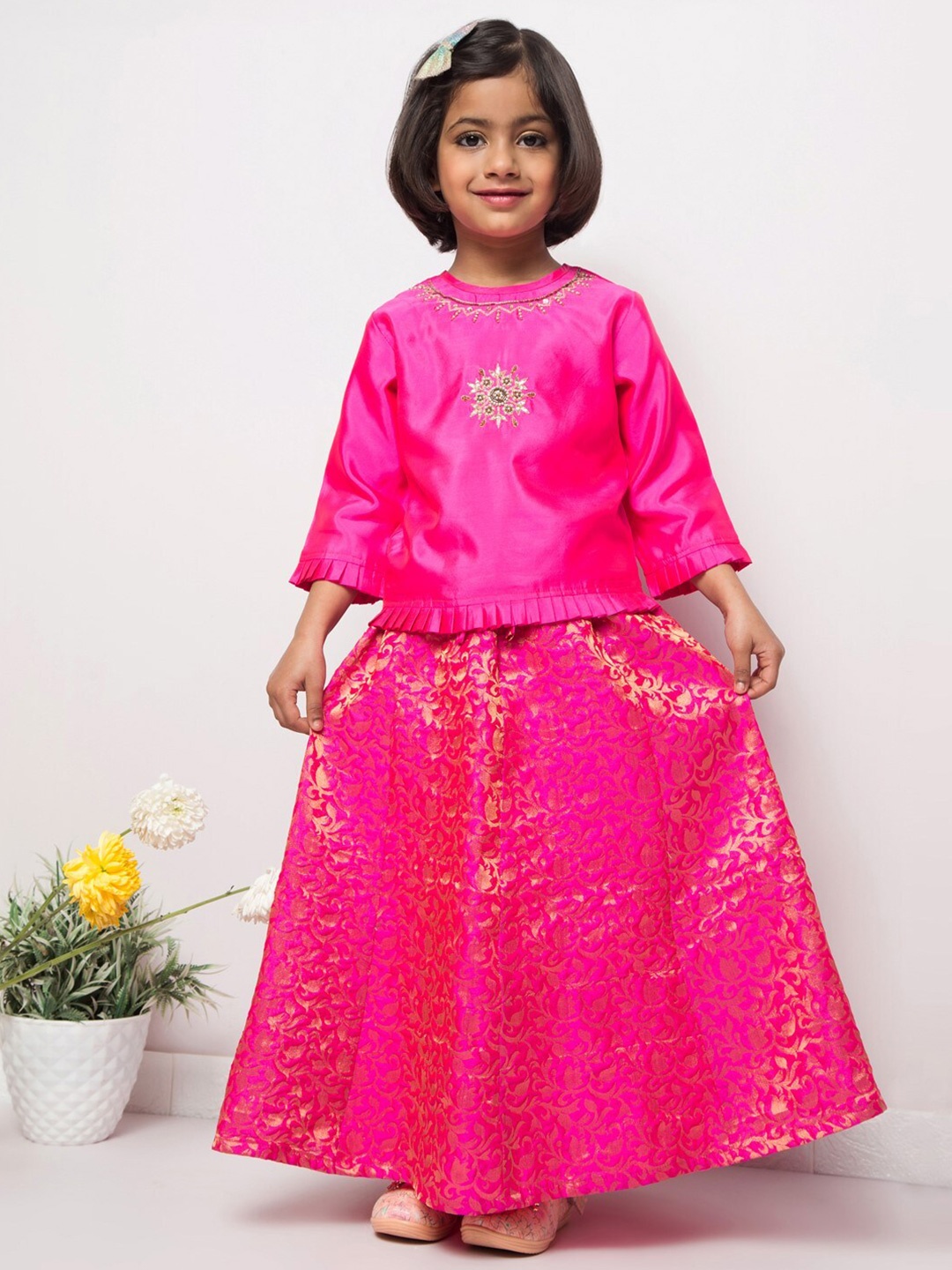 

MUSHKIYA Girls Round Neck Top with Palazzos & Dupatta, Magenta