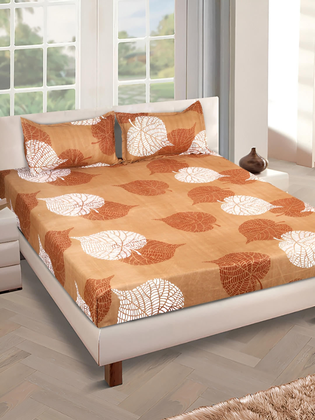 

ROMEE Brown & White Floral Printed 144 TC Queen Bedsheet with 2 Pillow Covers