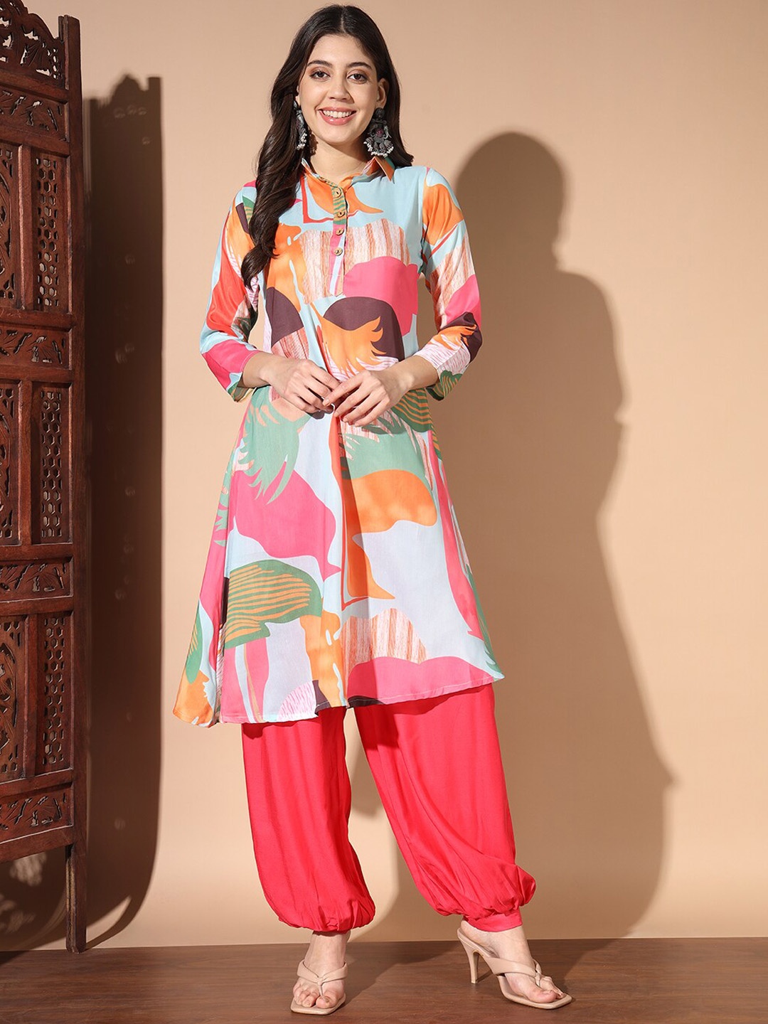 

MORLY Shirt Collar Ethnic Motifs Printed Regular Kurta with Salwar, Peach