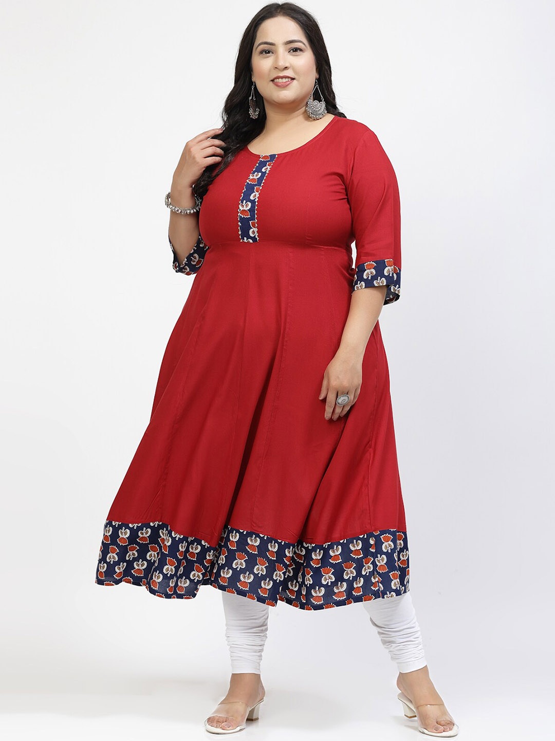 

plusS Women Anarkali Kurta, Red