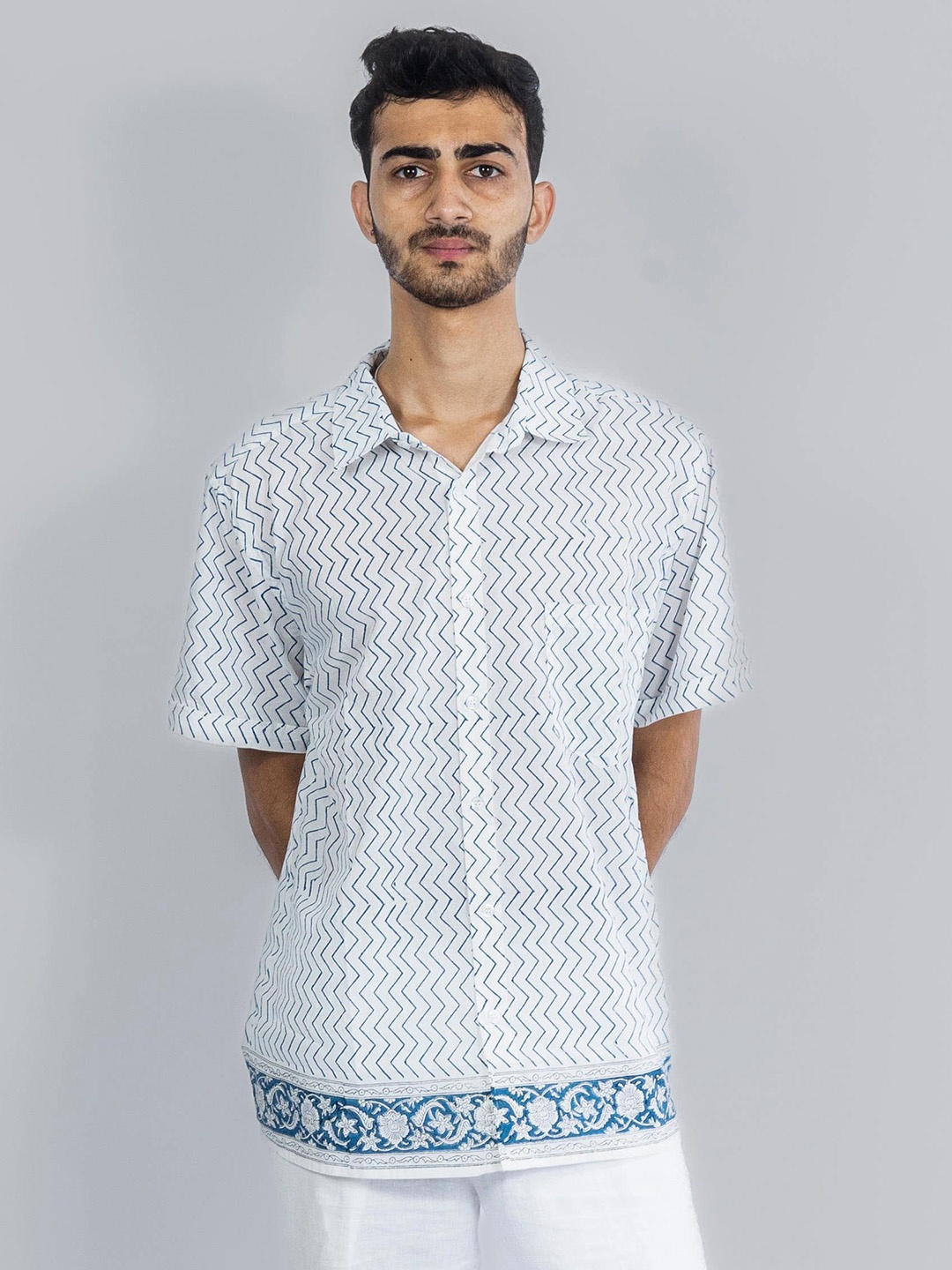 

INDIKA Men Floral Opaque Printed Casual Shirt, White