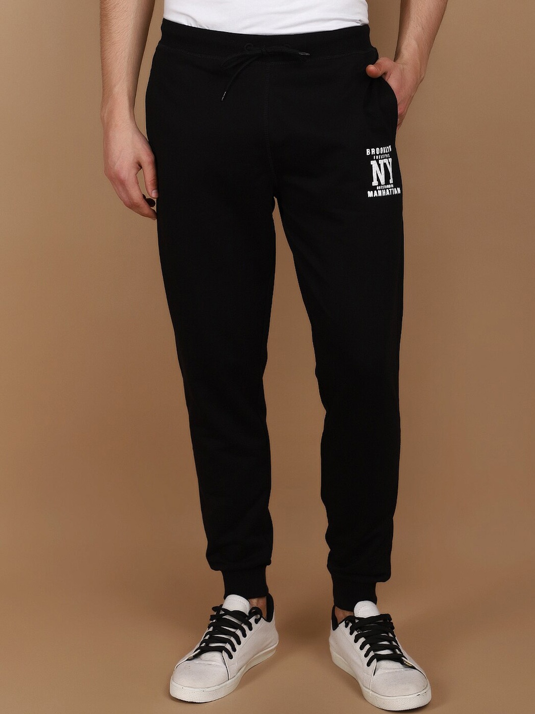 

V-Mart Men Cotton Mid Rise Joggers, Black