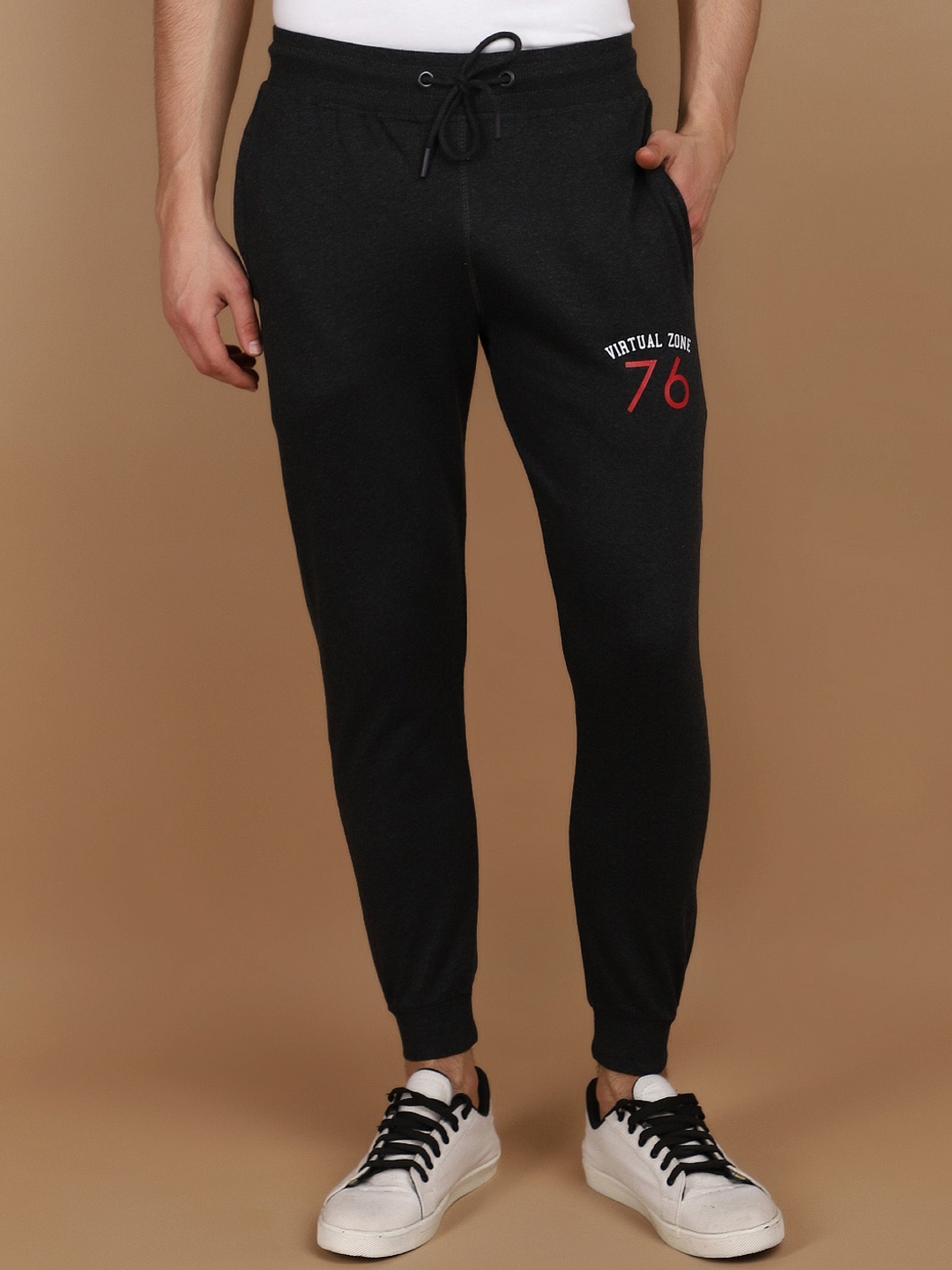 

V-Mart Men Cotton Mid-Rise Joggers, Grey melange