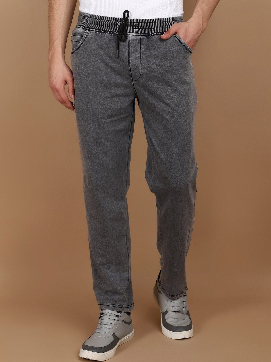 

V-Mart Men Mid Rise Cotton Track Pant, Grey